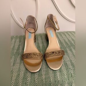 Elegant Gold Women's Heels